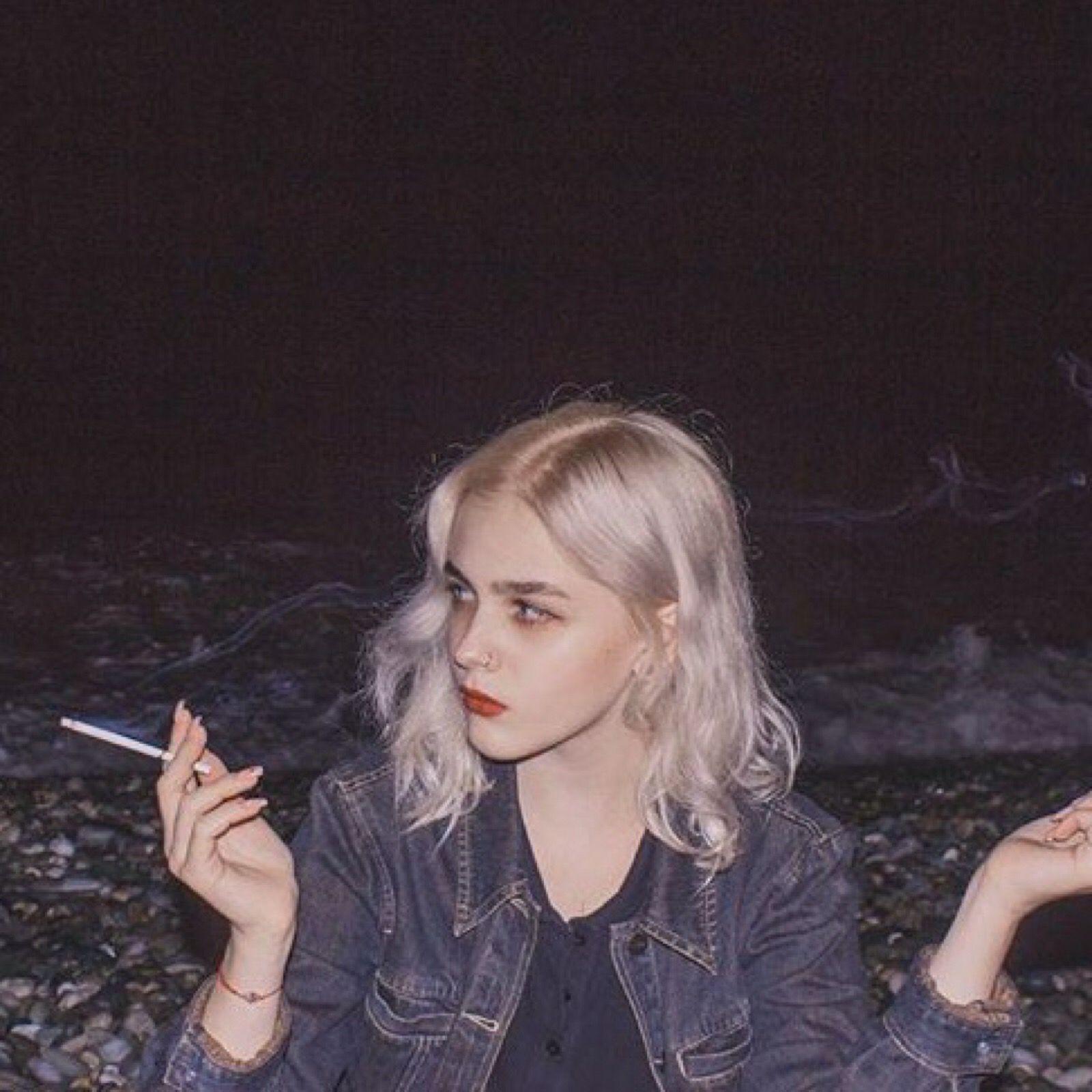 微带忧伤的欧美头像有吗?