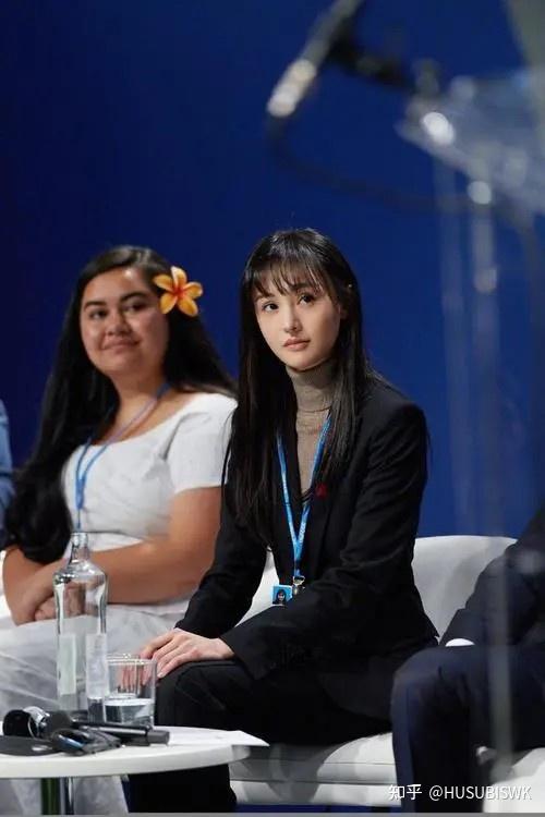 郑爽自爆在美国生活拮据靠喝自来水度日,你相信吗?