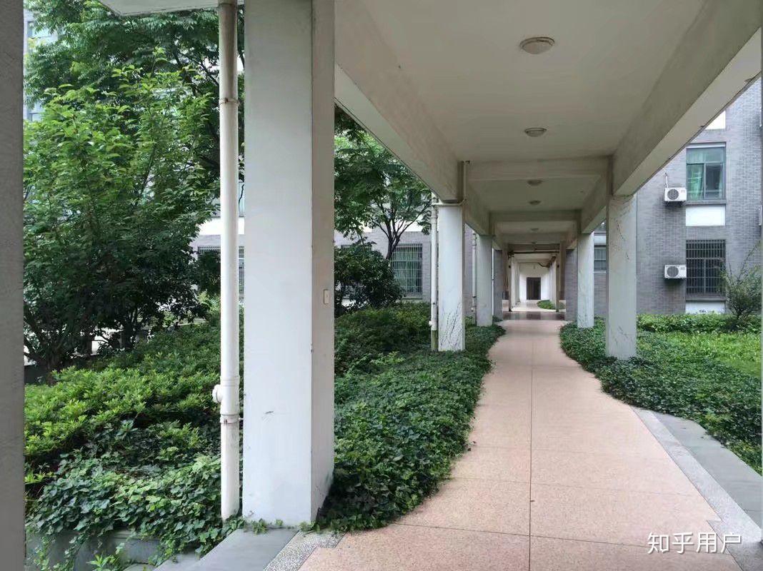 在余姚二中就读是一种怎么样的体验