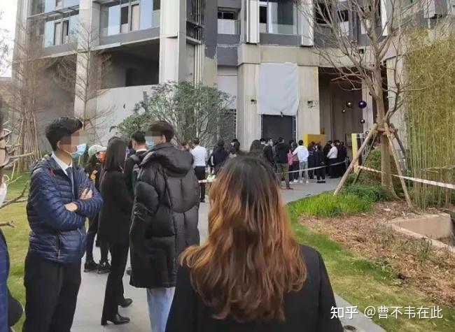 雅居乐疯了吗？最后的疯狂 - 知乎