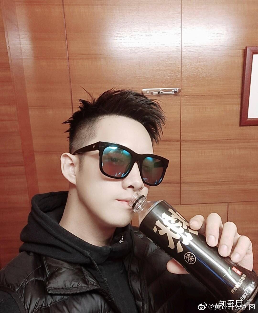 如何评价心动的信号中的男四黄钲轩