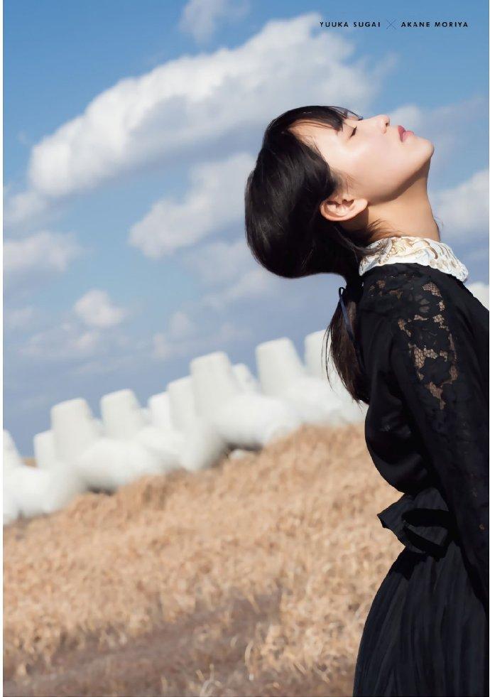 欅坂46   黒い羊　TSUTAYA  直筆サインポスター　菅井友香　守屋茜 8thシングル『黒い羊』リリース記念!対象CDショップチェーンにて