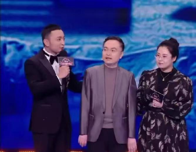 微博之夜：蔡磊和段睿是最璀璨的星 - 知乎