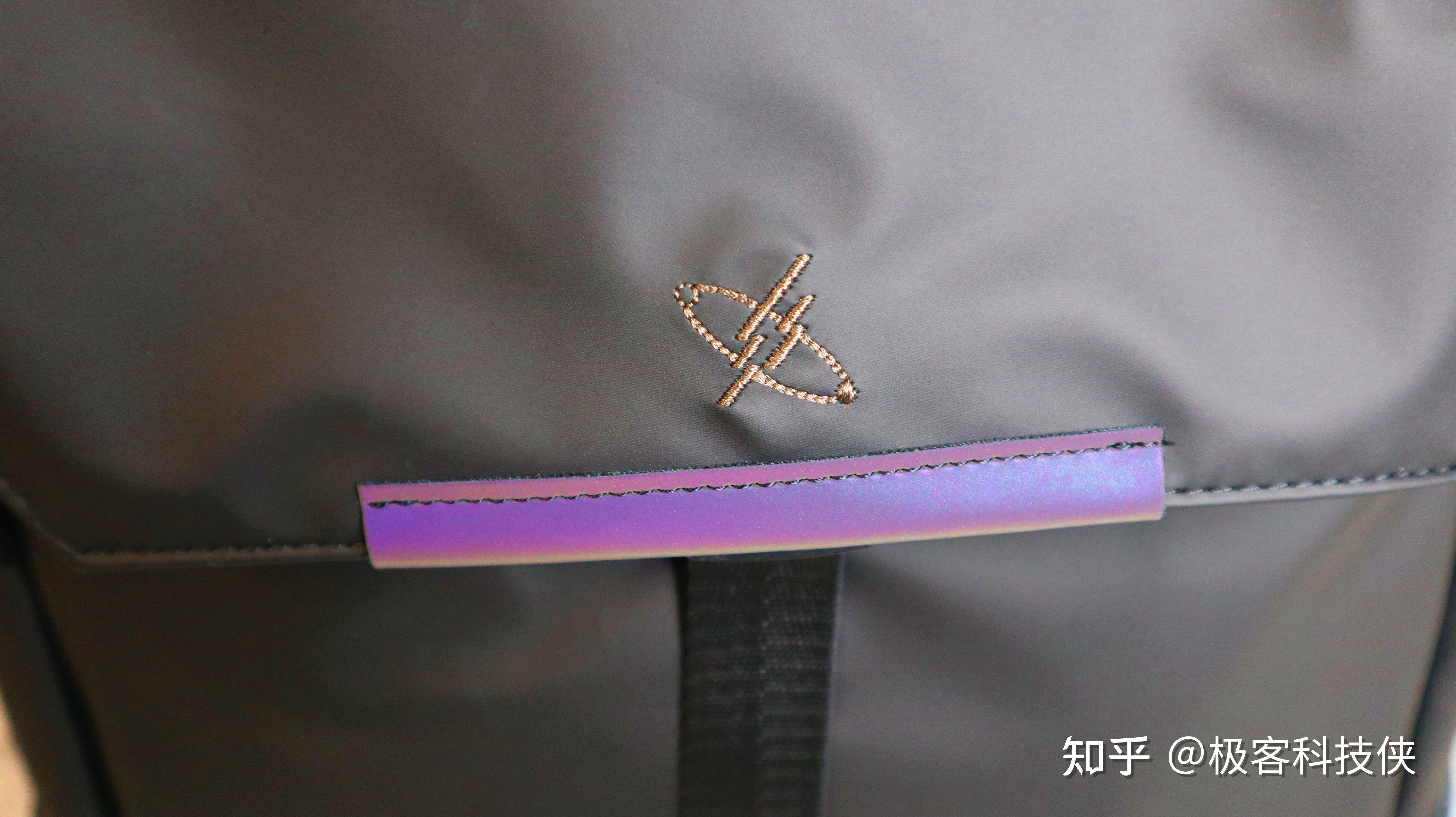 旅行包怎么选 v2-cf36b9973ccd441854ae2084eed2d344_r.jpg