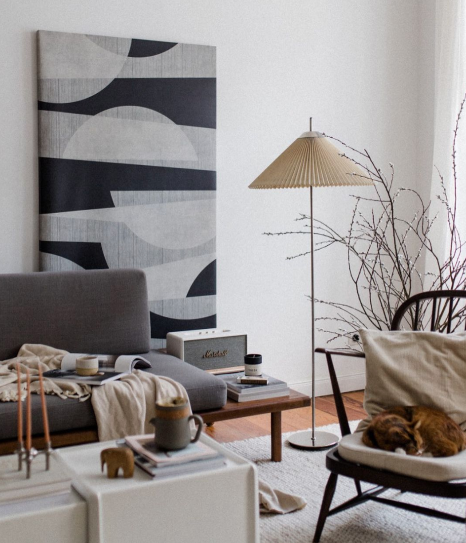 夏日冰拿铁设计师兼摄影师的小公寓