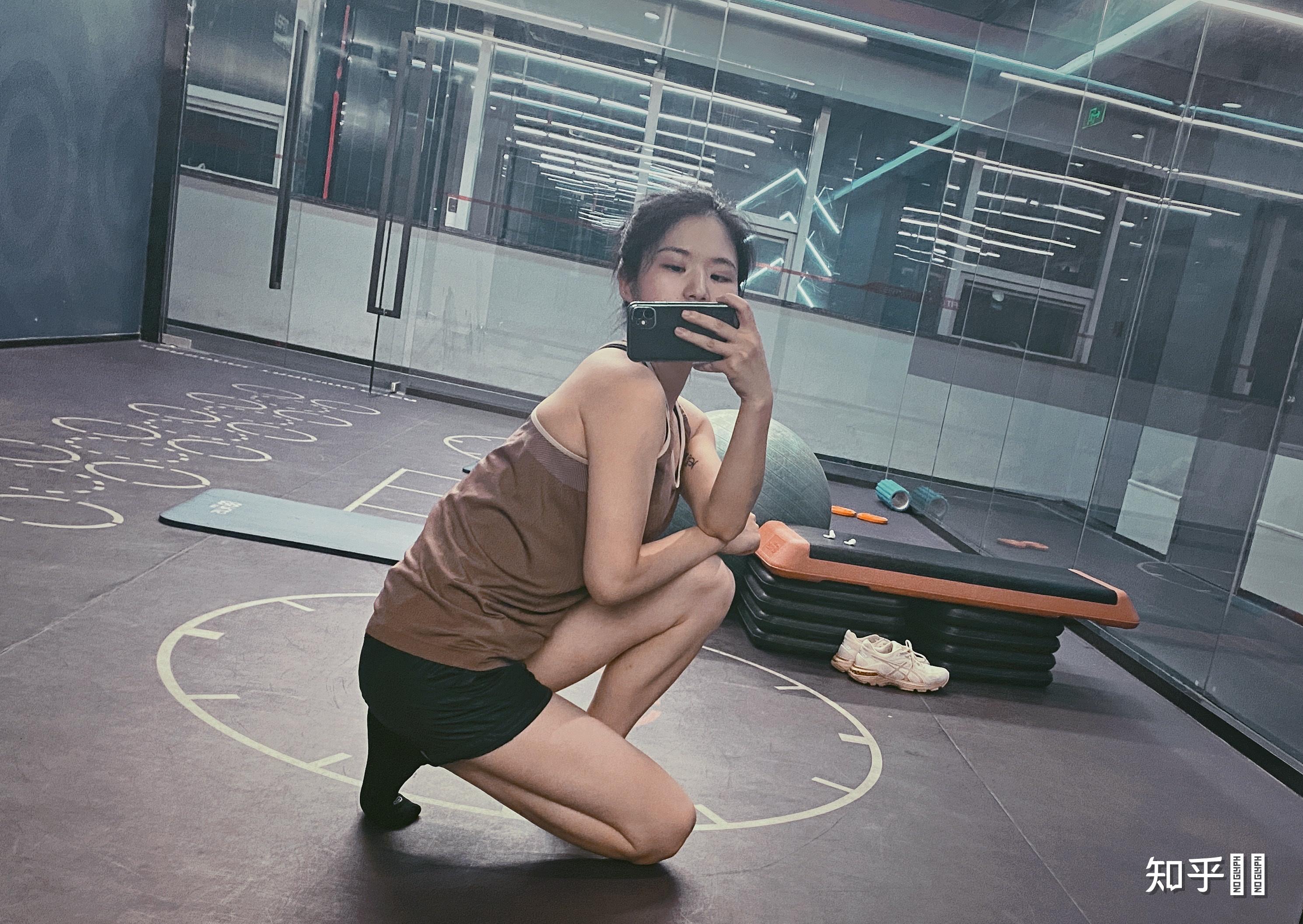 健身房的小姐姐们,穿的健身服真的舒服吗? - 知乎