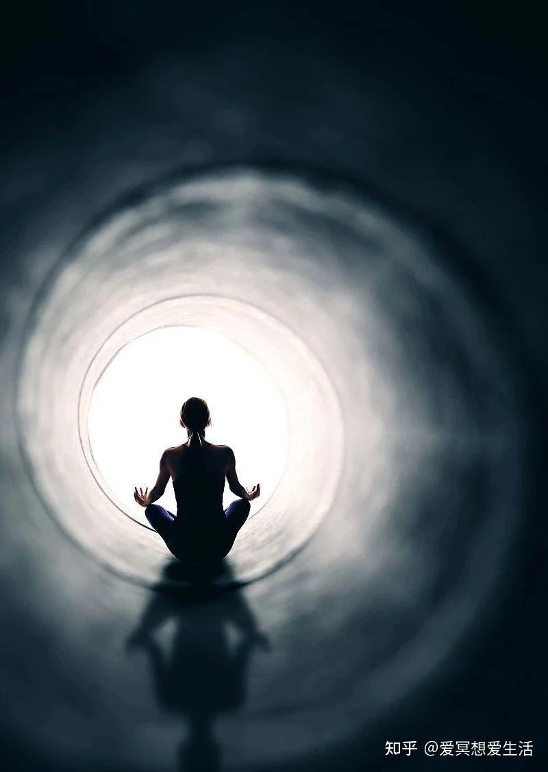 学会调用这些能量,不会随着冥想的结束而消失,我们在冥想中获得的能量