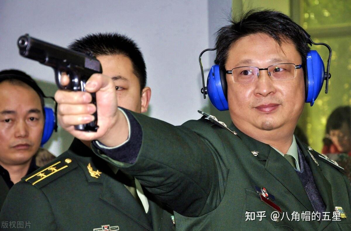 中国军衔上的枪是什么型号？这些部队纹章也太有趣了 -6park.com