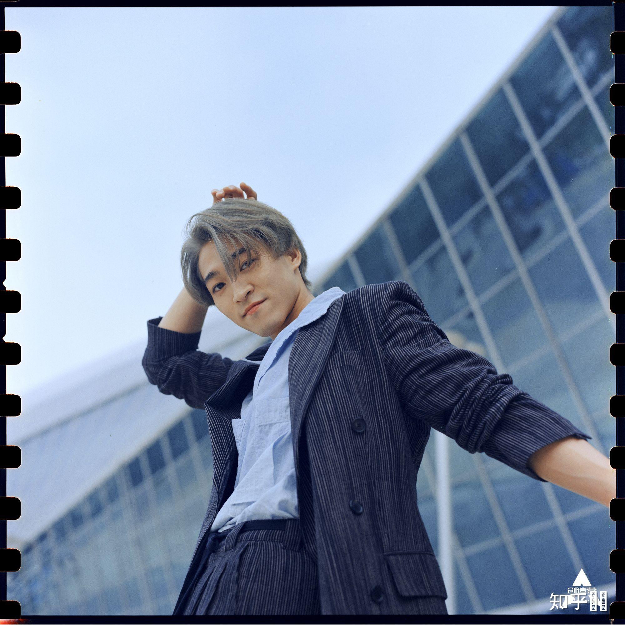 有没有into1赞多的绝美壁纸