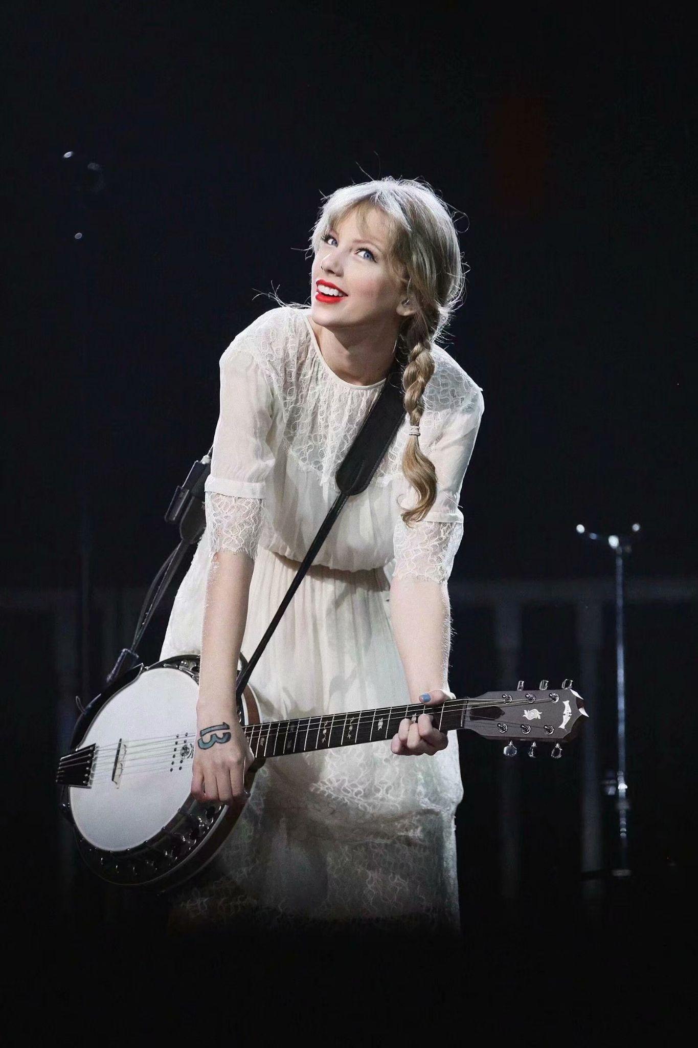 你收藏霉霉的最美的照片有哪些