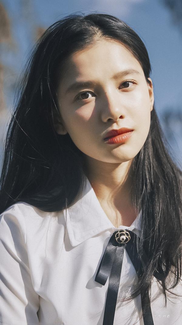 娱乐圈女明星里哪些具有清冷的气质?