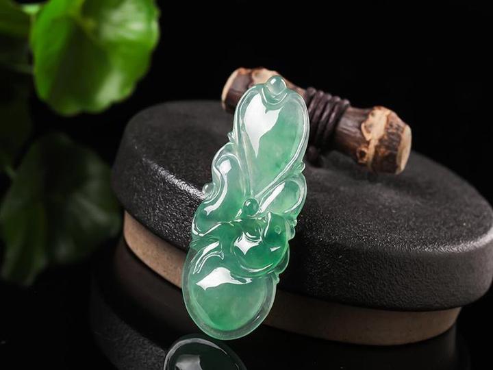 翡翠玉石傻傻分不清楚？翡翠和玉的区别是什么？ - 知乎