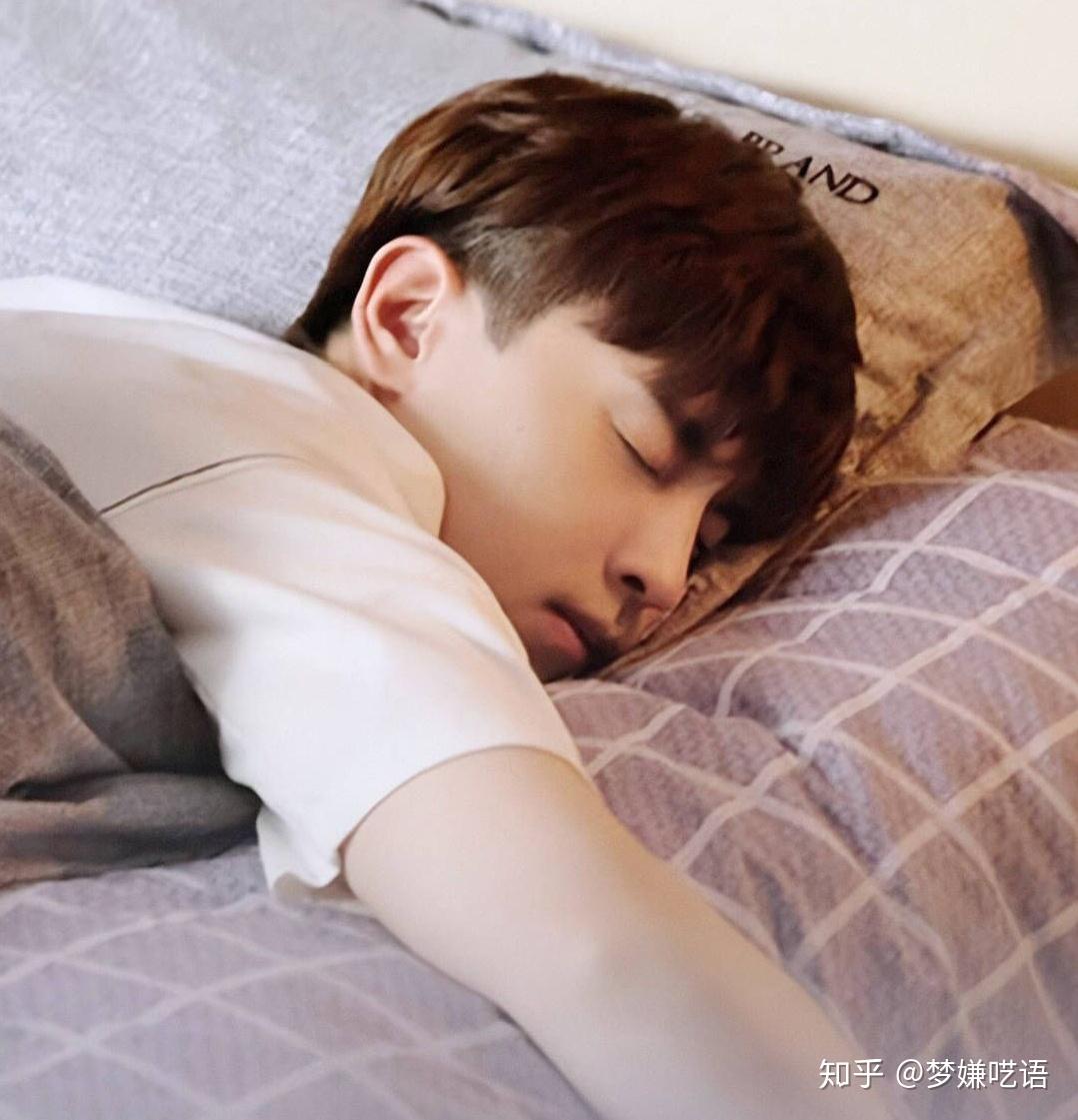 邓伦让你心动的瞬间有哪些? - 知乎