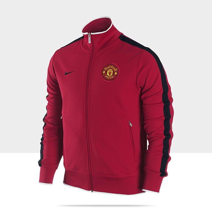 预算800,送喜欢足球的男生什么礼物比较好?