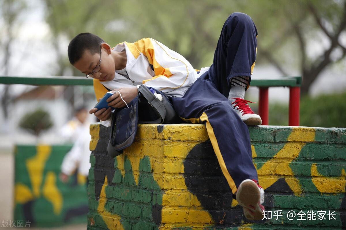 初中孩子成绩好,只因家长这样引导!初中生家长再忙也要看!