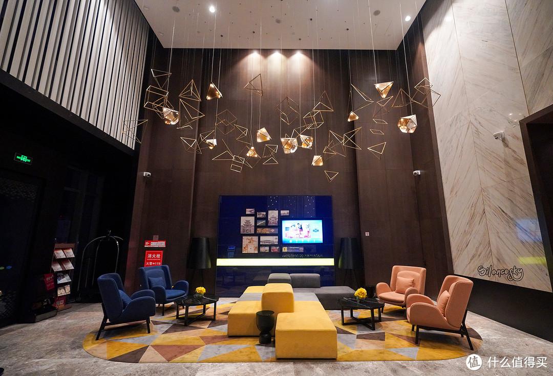 潮州财富中心希尔顿欢朋酒店