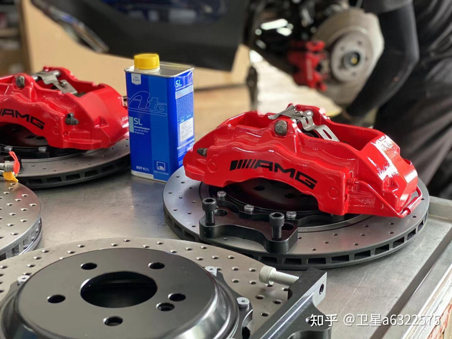 奔驰glc260刹车改装brembo大六刹车卡钳完美上车跑街撩妹神器