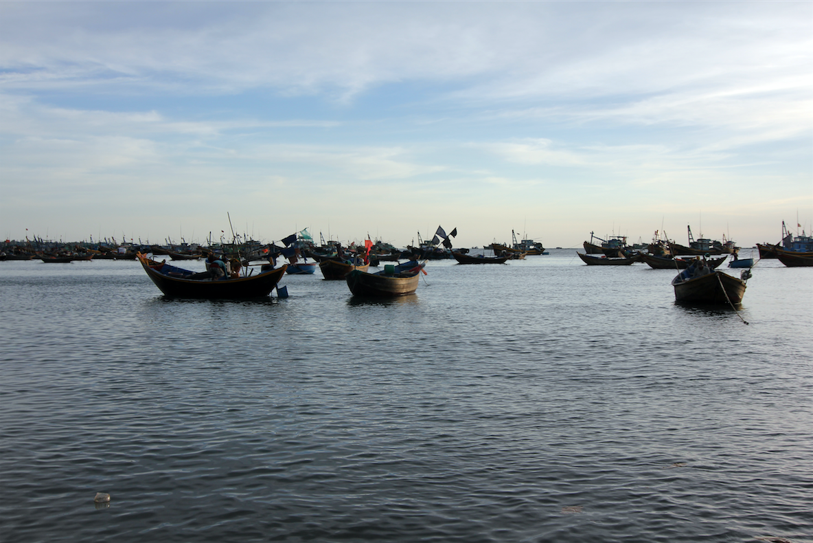在越南小渔村看一场日落是个什么体验?