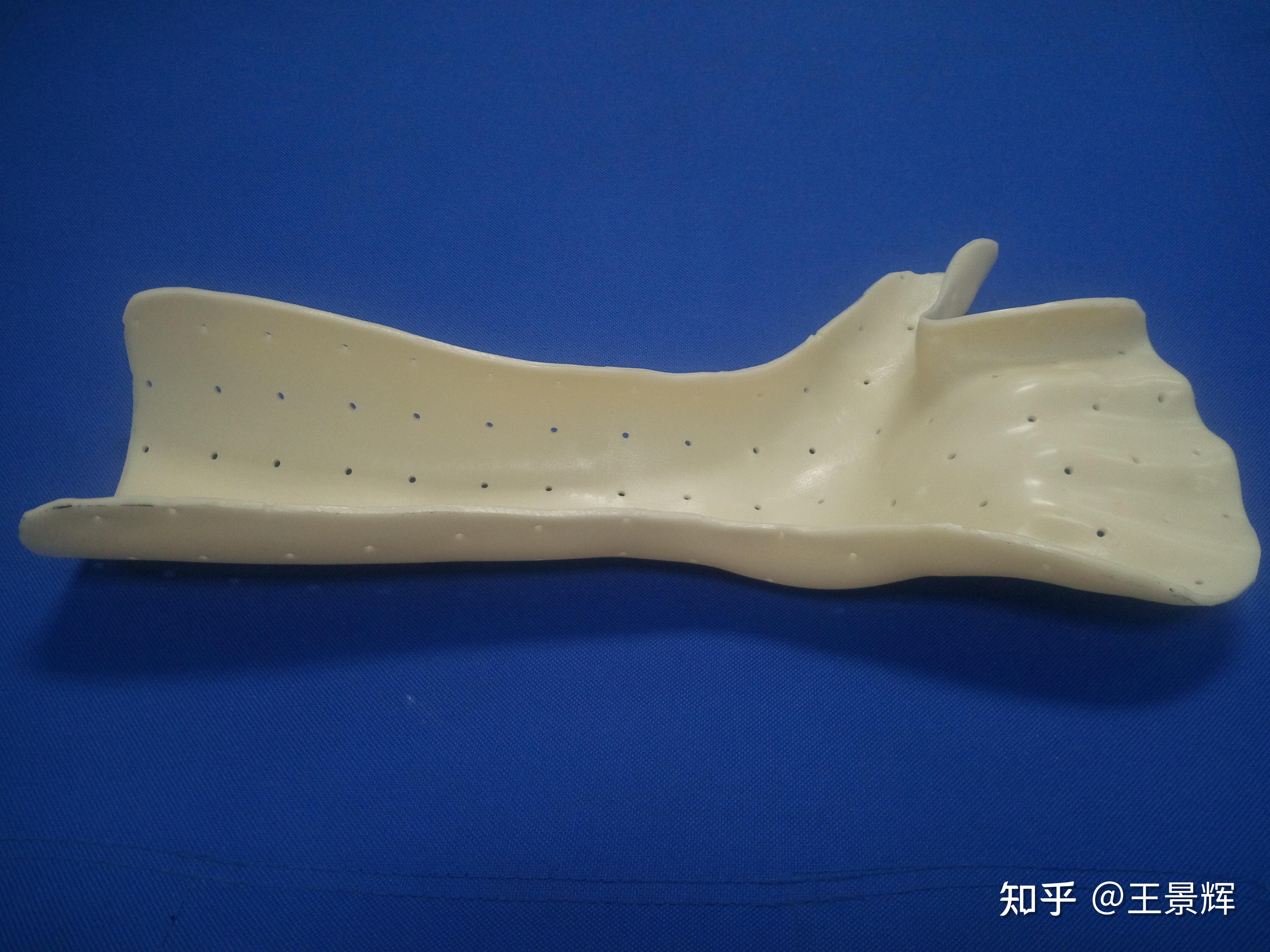 浅谈柔性手外骨骼设计中的若干问题和手部假肢选择评估参考