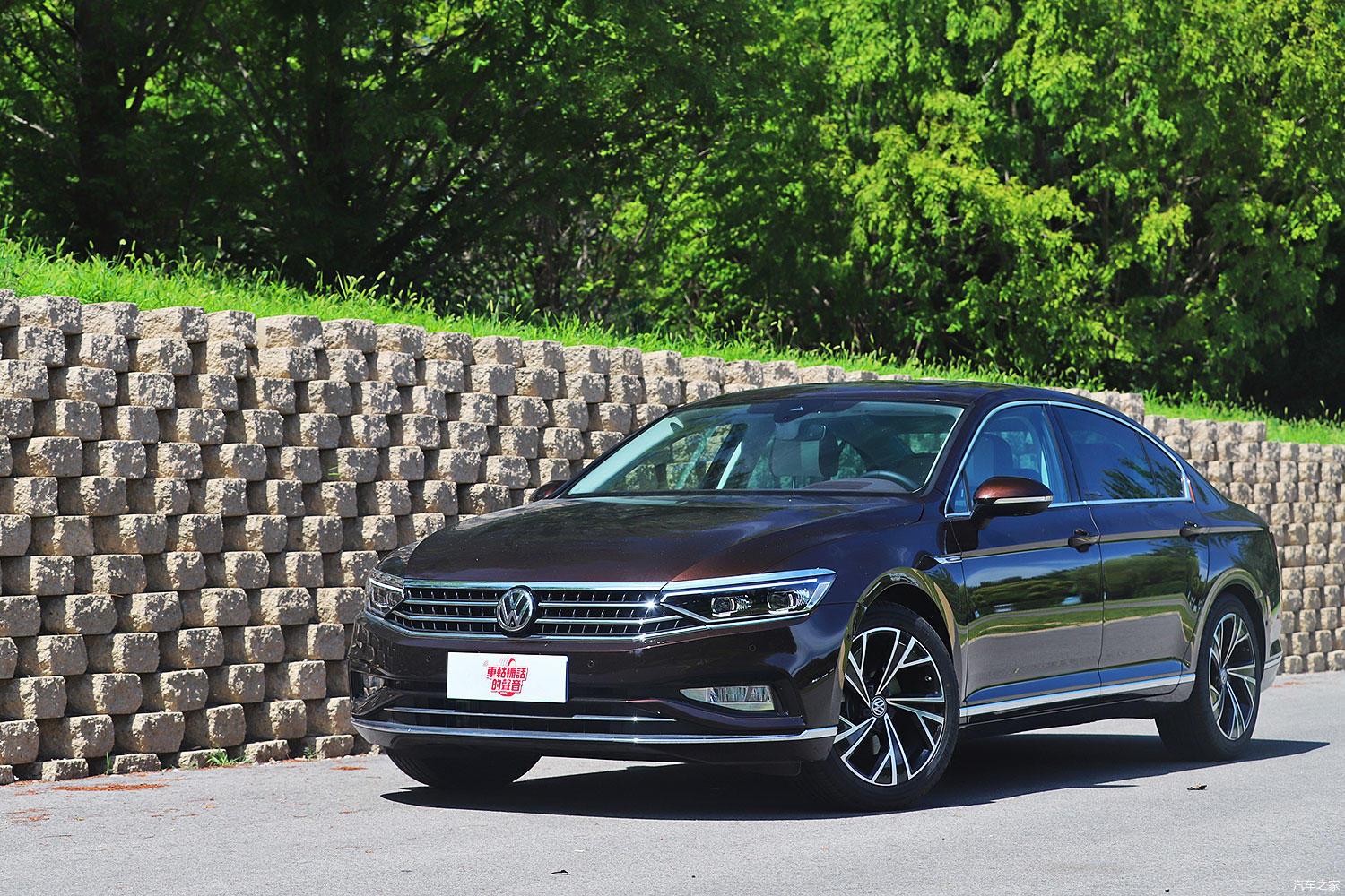 试驾一汽大众迈腾科技配置表现突出热销并非毫无道理