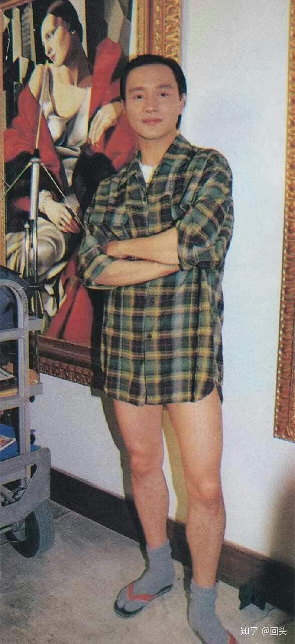 请问各位知友有没有哥哥张国荣全身照高清图想做人形立牌可以吗