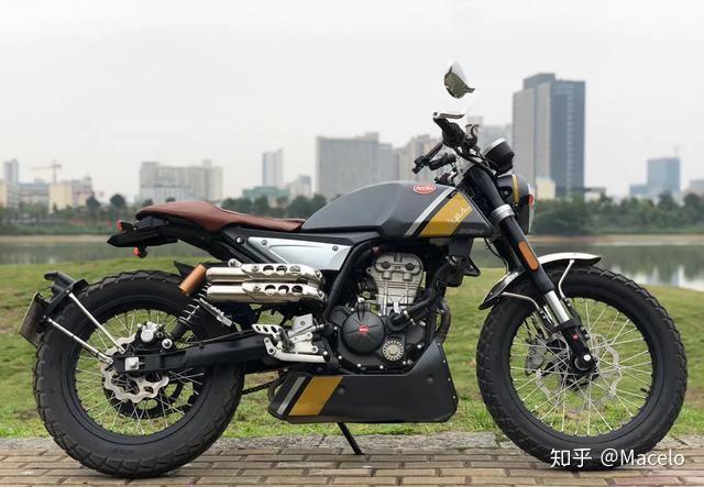 1万左右的摩托车推荐旅游 v2-d0837efd4fa552058b6970828582214c_r.jpg
