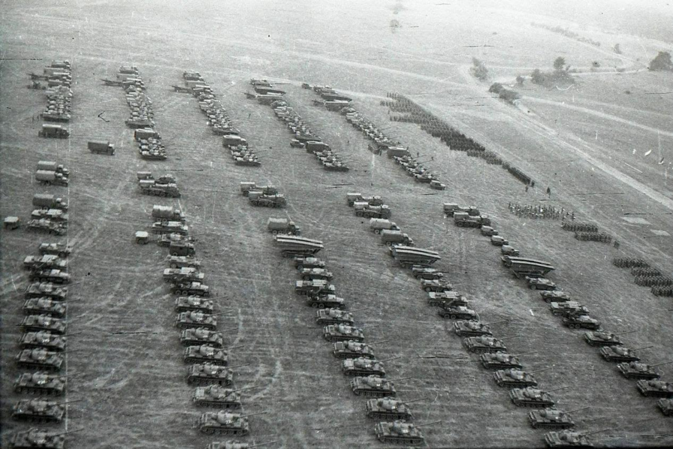 让人头皮发麻的苏联陆军装甲集群