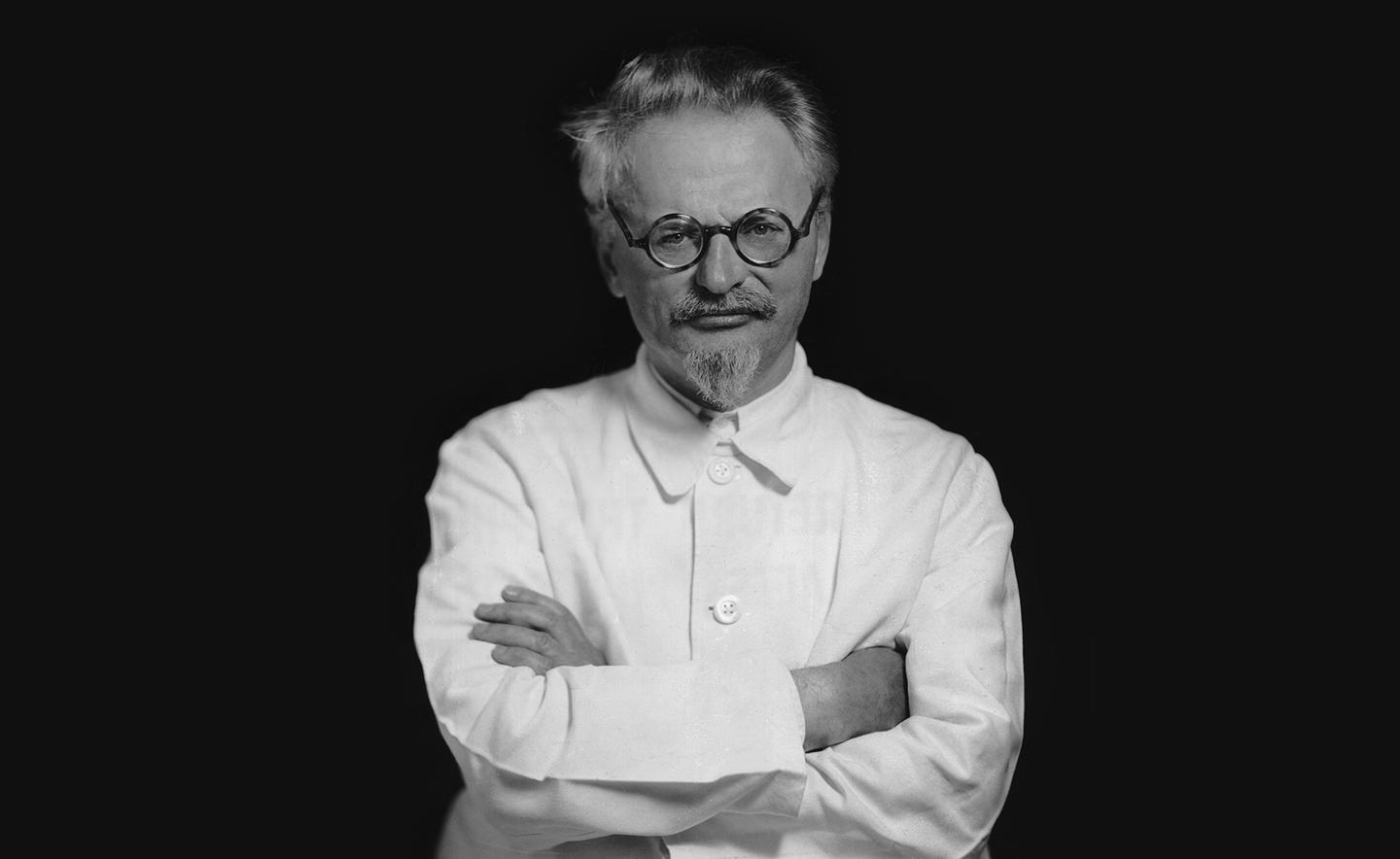 托洛斯基的一生吾辈清楚自己的责任定会奋斗到底