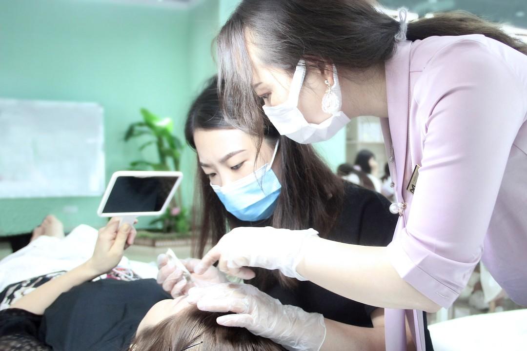 美容美体学校排名_美容美体图片(2)