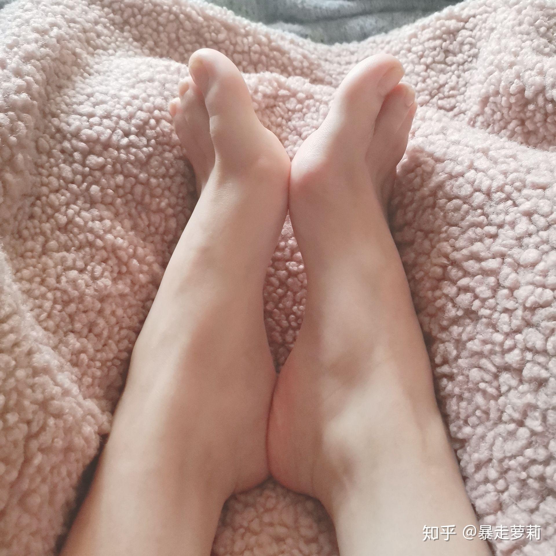 女生什么样的脚才算好看