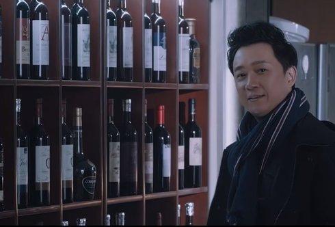 这名教师热爱收藏葡萄酒在案发地找到了一名叫董乾的职业学院教师关