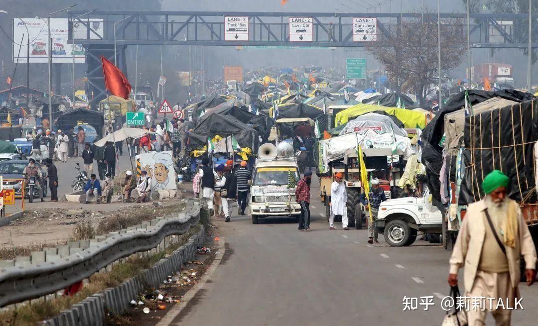 印度爆发内乱农民进军首都得罪不该得罪的人莫迪摊上事了