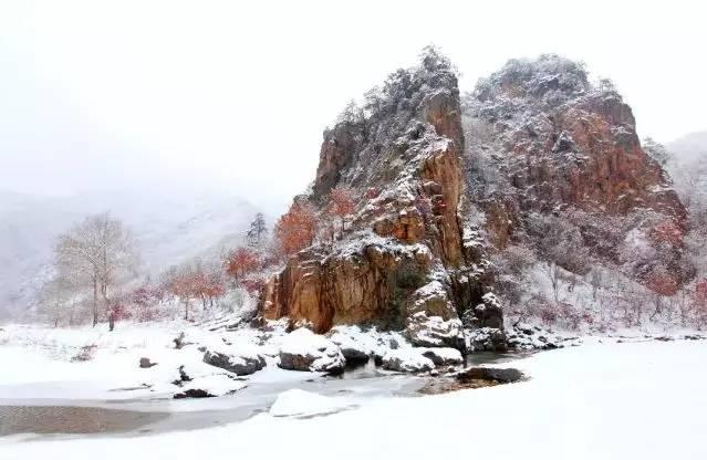 看冰瀑逛雪屯住民宿冬天的本溪太仙了