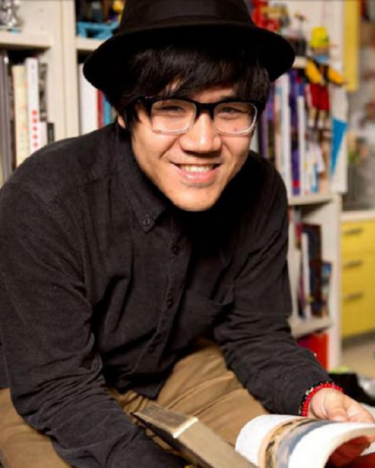 雷磊作品三缺一亮相杭州光影艺术展色彩美学带来沉浸式视觉冲击