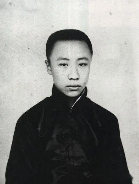 从出生到死亡：图文解说末代皇帝溥仪的一生 - 知乎