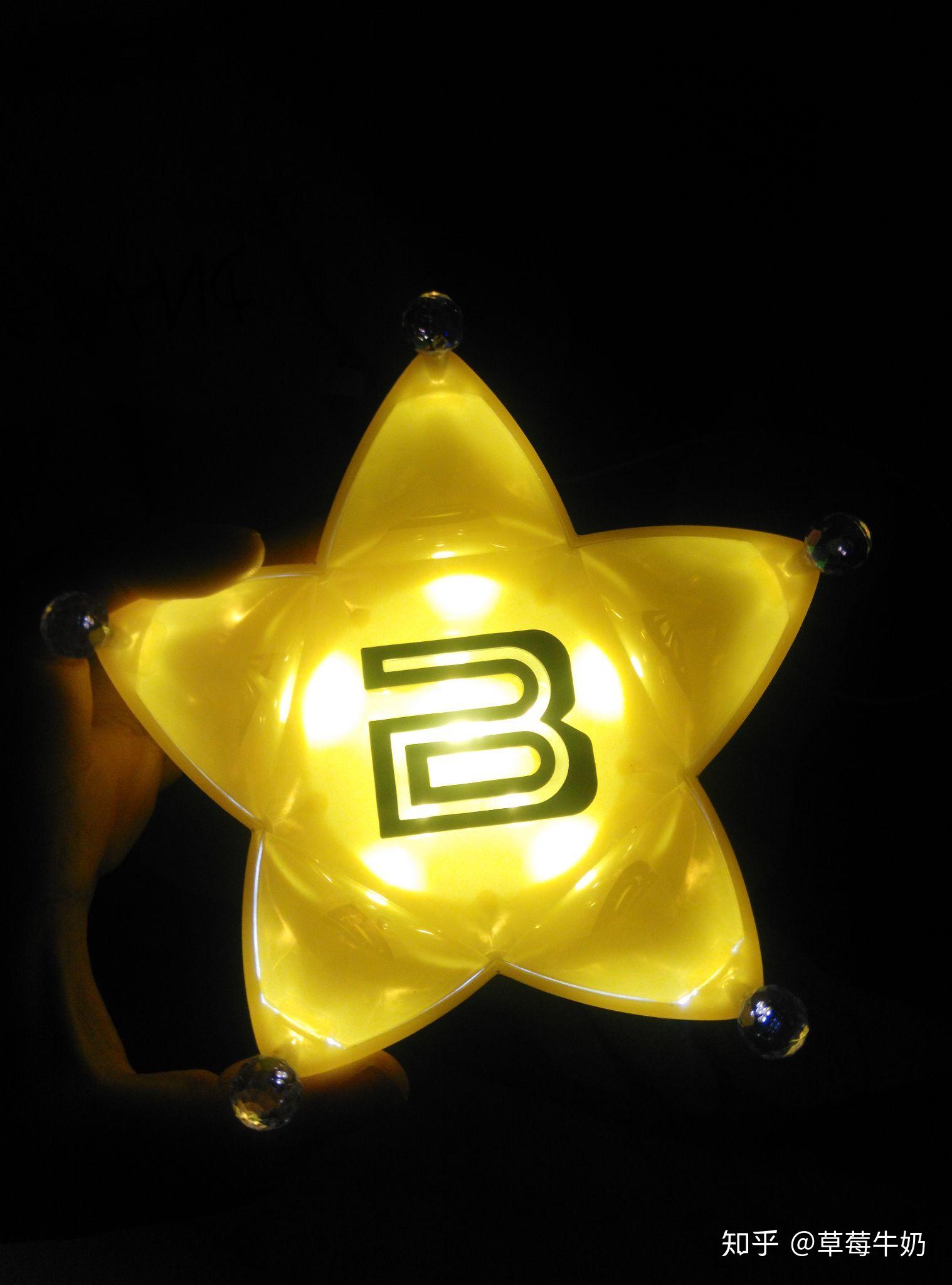 有哪些爱豆的应援棒设计的特别好看? - 知乎