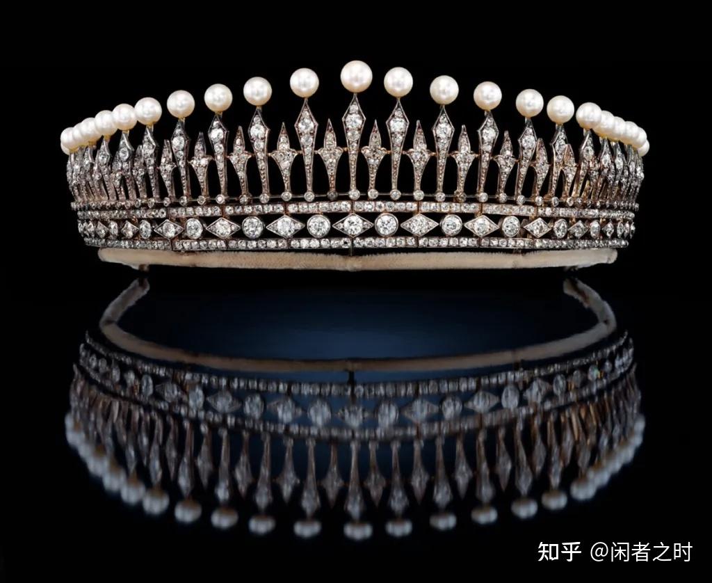 传承近百年的皇室冠冕终逃不过被出售的命运