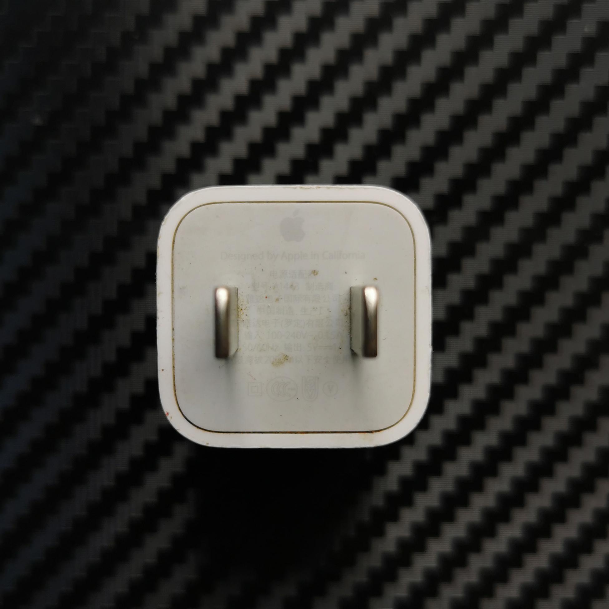 iphone11 pro充电器插头上的小字大家看的清楚吗? - 知乎