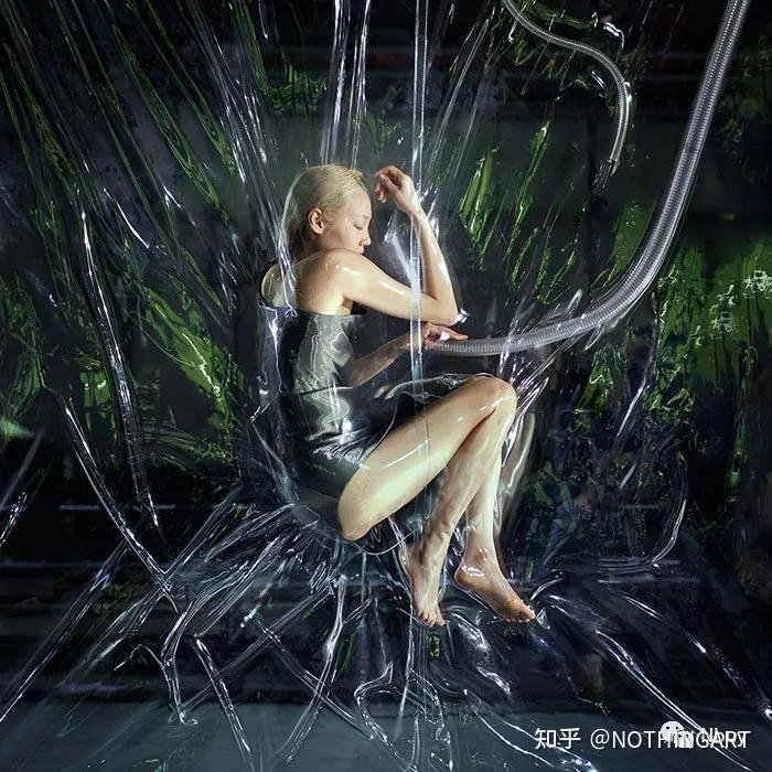 你愿意被真空包装吗窒息艺术家劳伦斯马尔斯塔夫lawrencemalstaff