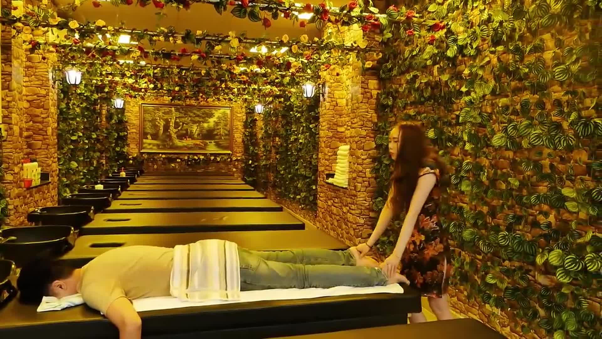 这技术也敢开理发店?就你这手法,真的不怕被人打嘛 - 知乎