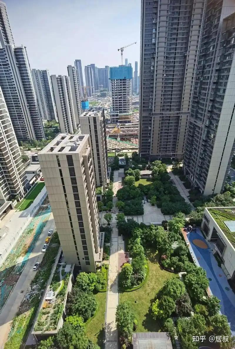 房股涨疯了!三大利好要来了?4000亿房贷贴息,万亿收储存量房产 - 知乎