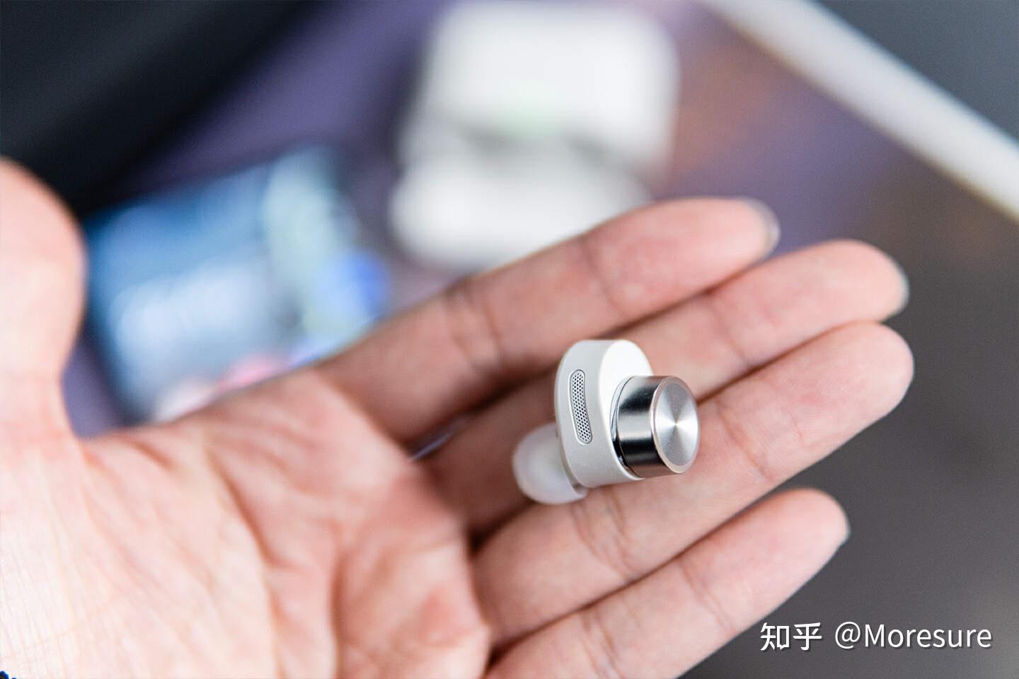 这方面我要批评国产蓝牙耳机,很多国产tws耳机是没有任