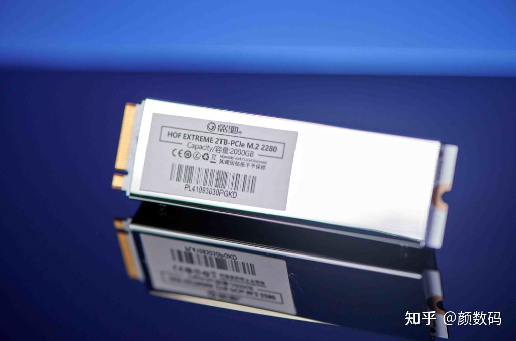 这才是真正的卡皇?影驰RTX 3090 Ti名人堂限量版显卡评测-影驰的显卡是丐版吗