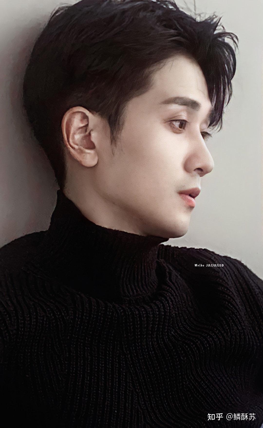 有没有彭冠英的高清手机壁纸,求分享? - 知乎