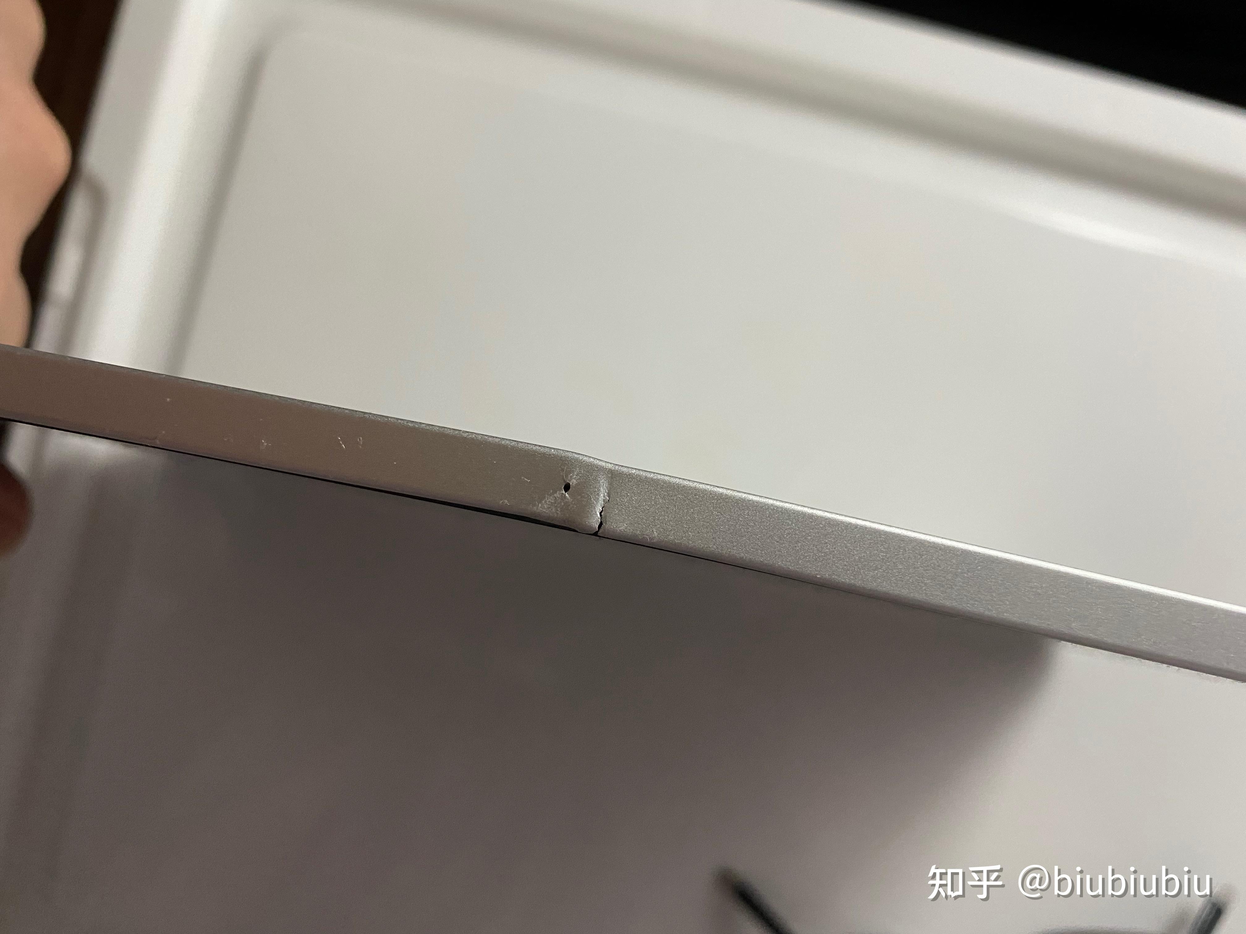 ipadpro 屏角碎了 写字有一部分区域显示不出来 怎么办? 