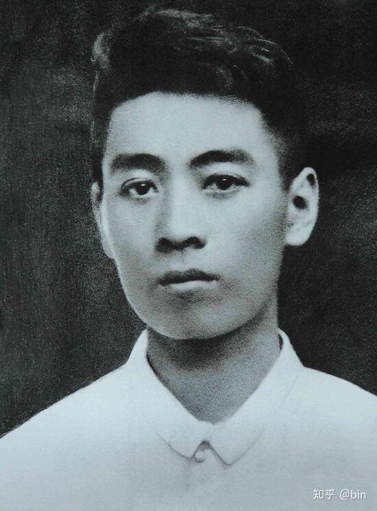 你见过的最好看的男生长什么样子?