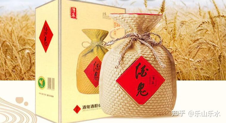 黄坛,红坛,紫坛是酒鬼酒的中档核心系列,酒质以及市场价格排序为:紫坛