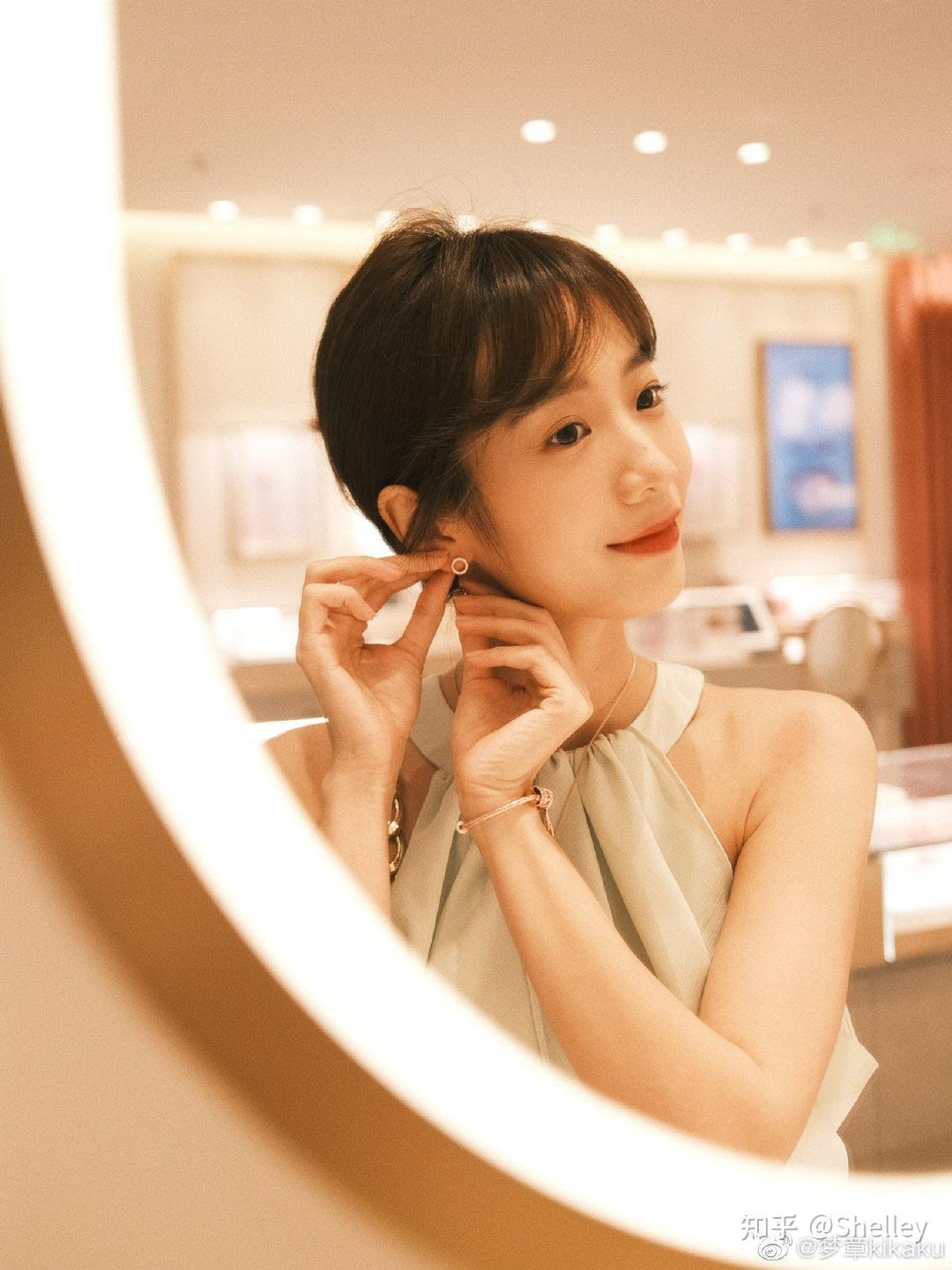 名侦探学院齐思钧女朋友是谁