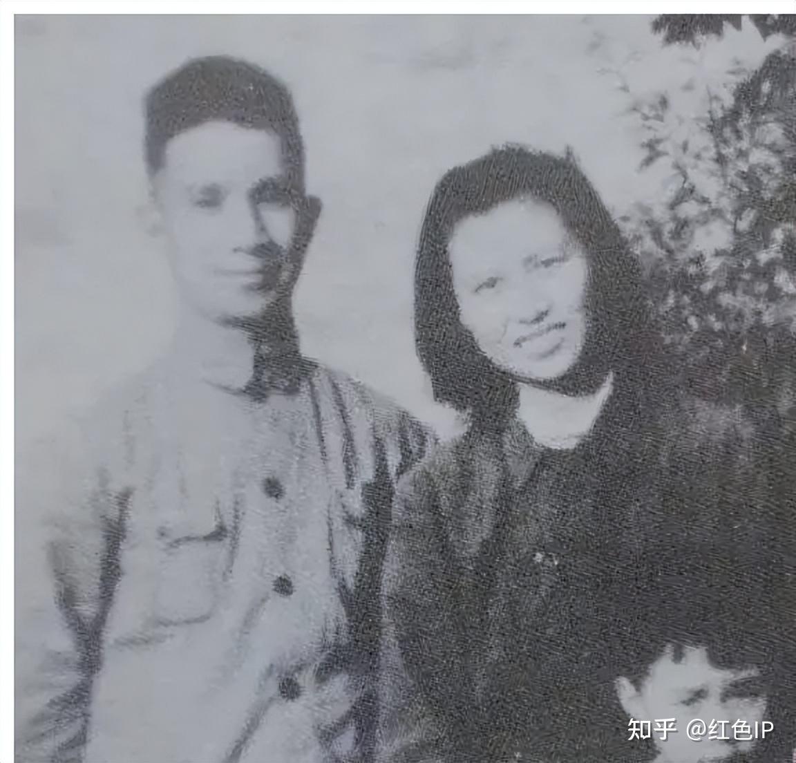 战神粟裕和妻子楚青的合影，让人艳羡的神仙爱情 - 知乎