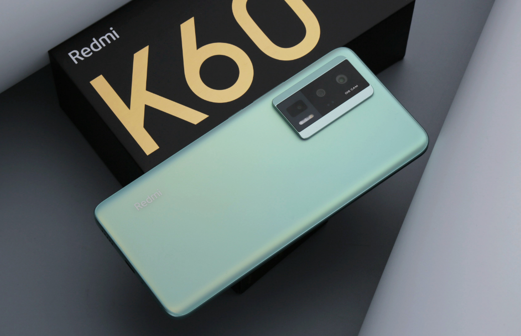 第四款:红米k60(便宜的2k屏手机)